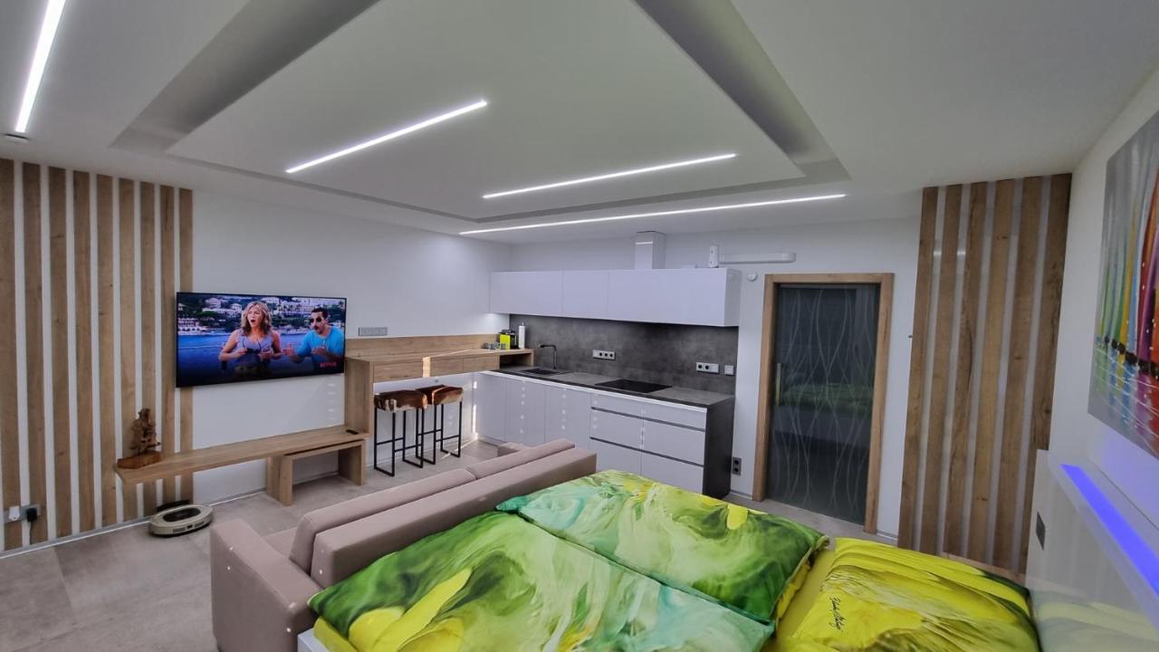 No. 29 - Riviera 511 Apartment